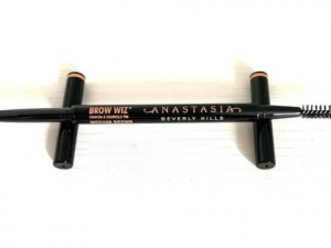 Anastasia Beverly Hills Brow Wiz® - Medium brown