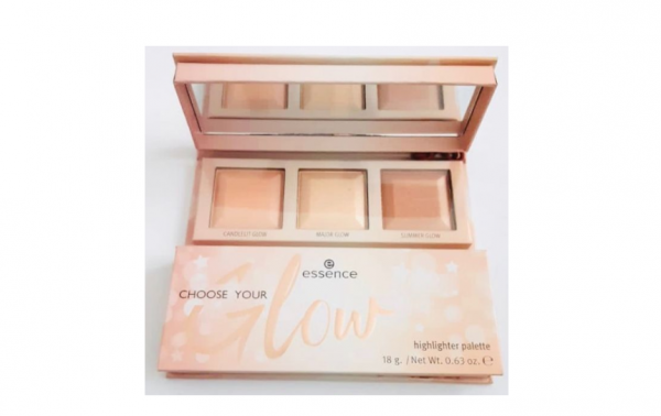 Essence. Choose Your Glow highlighter palette