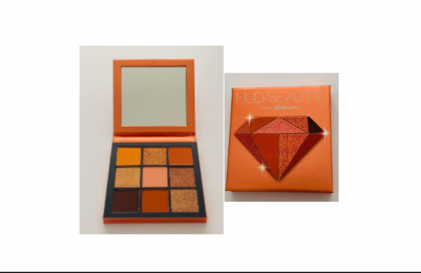 Huda Beauty. Obsessions Eyeshadow Palette