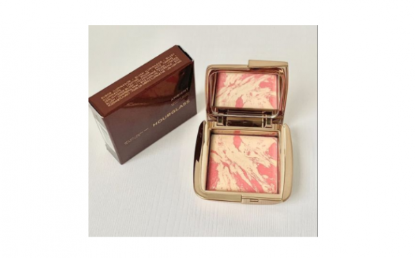 Ambient Lighting Blush- Hourglass