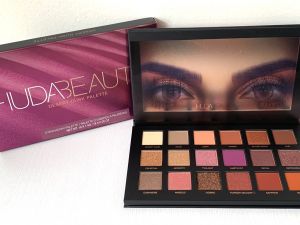 Huda Beauty Desert Dusk Eyeshadow Palette