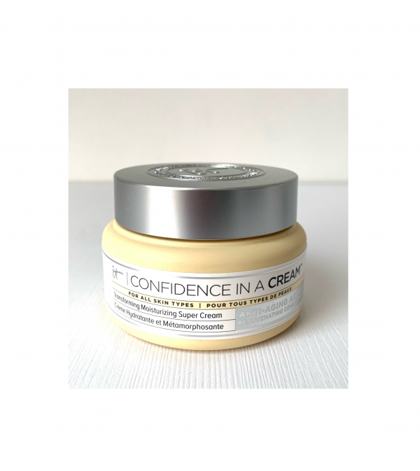 It Cosmetics. Confidence in a Cream Hydrating Moisturizer