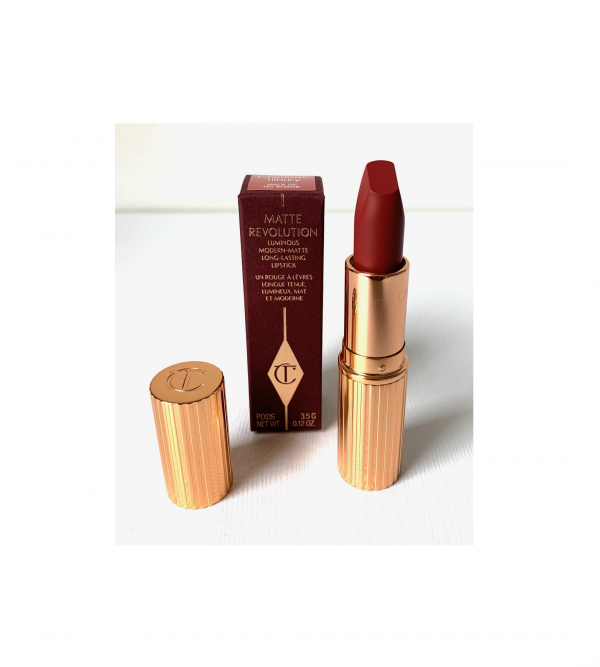 Charlotte Tilbury. Matte Revolution. Walk of no shame