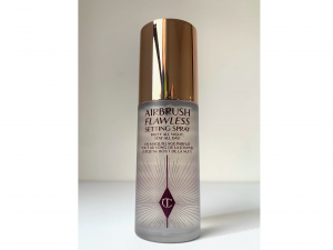 Airbrush Flawless Setting Spray. Charlotte Tilbury