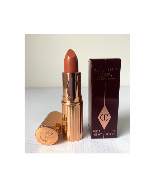 K.I.S.S.I.N.G. Charlotte tilbury. Stoned Rose