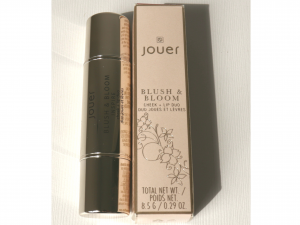 Blush & Bloom Cheek + Lip Duo. Jouer