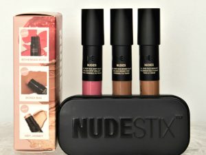 Roses and Honey mini kit. Nudestix