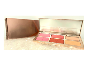 Major Headlines Blush Palette. Patrick Ta